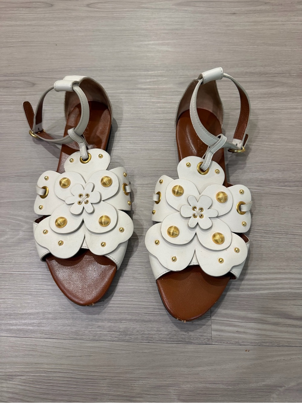 See By Chloe White Floral Leather Ankle-Strap Sandals with Gold Accents - Picture 6 of 11